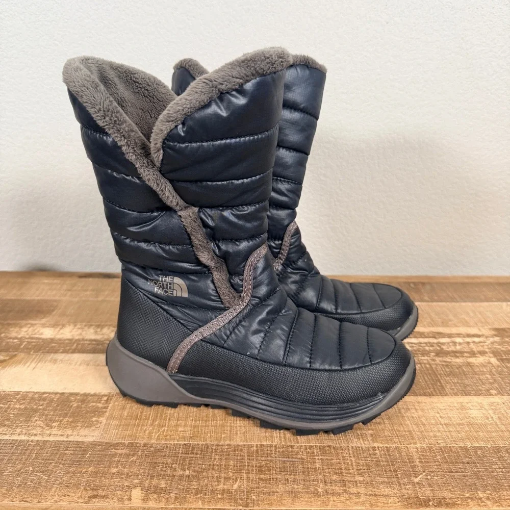 The North Face Amore II‎ Winter Boots Kids Size 1 Black Faux Fur Insulated